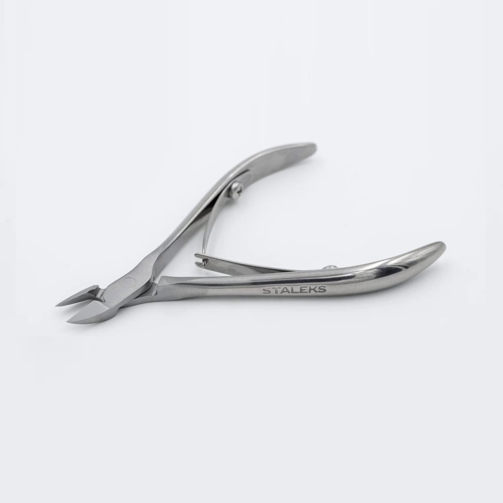 STALEKS Cuticle Nippers CLASSIC 10, 11mm - Level Up Beauty Supply