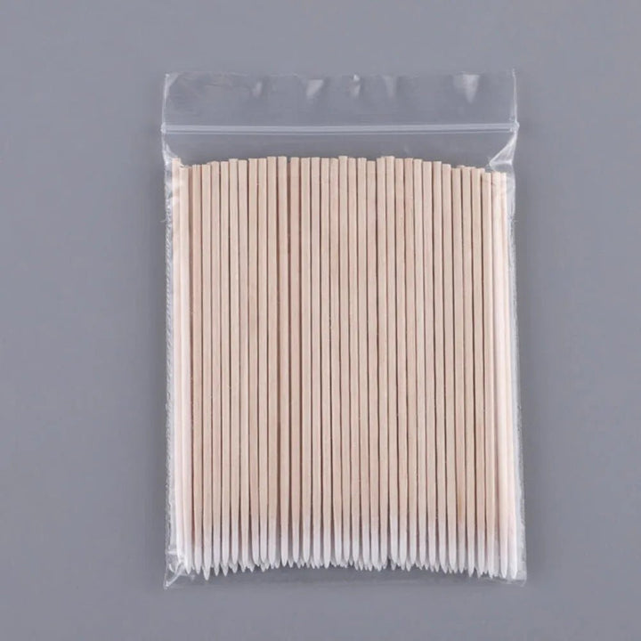 Disposable Lint-Free Wooden Micro Applicators for Lashes &amp; Brows (100 pcs) - Level Up Beauty Supply