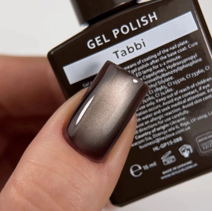 HEYLOVE - Cat Eye Gel Polish "Tabbi", 15 ml (TPO Free) - Level Up Beauty Supply